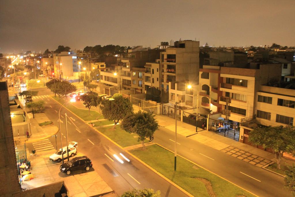 Acuario Hotel & Suite Lima Exterior photo